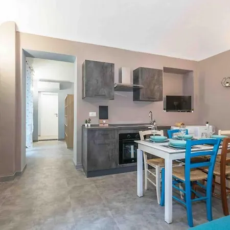 Della Mole Torino-downtown * Turin