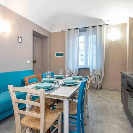 Della Mole Torino-downtown * Torino